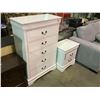 Image 1 : 5 DRAWER DRESSER 31 X 48.5" & 2 DRAWER NIGHT STAND 16 X 21.5 X 24"