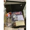 Image 2 : TRAY OF ASSORTED SET DEC PROP ITEMS