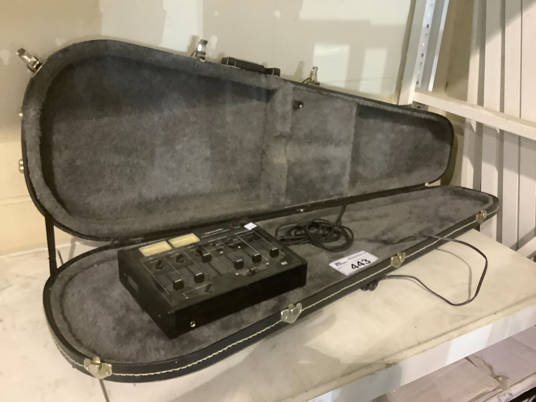 HARD SHELL GUITAR CASE & REALISTIC STEREO MIXING CONSOLE - Able Auctions
