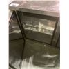 Image 2 : STAINLESS STEEL 2 DOOR BLUE AIR MODEL BAUR2 TABLE/COUNTER UNIT (IN NEED OF REPAIRS DOES NOT TURN