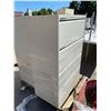 Image 2 : PALLET OF METAL FILLING CABINETS