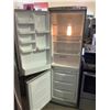 Image 2 : LG FRIDGE & FREEZER MODEL GR-389RT