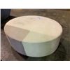 Image 2 : WHITE OTTOMAN 40"L X 31"W X 17"H (NEEDS CLEANING)