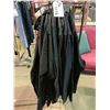 Image 1 : ASSORTED CLOTHING
