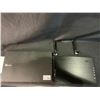 Image 2 : 2 PORTABLE MONITORS & 1 STAND (NO CORDS)