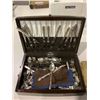 Image 2 : ASSORTED SILVER PLATED FLATWARE AND CARVING SET WITH STEAK KNIVES