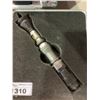 Image 3 : LOCKING CASE WITH SET DEC PROP ITEMS