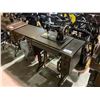 Image 1 : ANTIQUE SINGER SEWING MACHINE