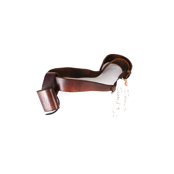 Once Upon a Time - Snow White's Belt Prop (S02E03) (2410)