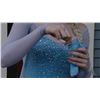 Image 3 : Once Upon a Time - Elsa's Bag Prop (S04E09) (2617)