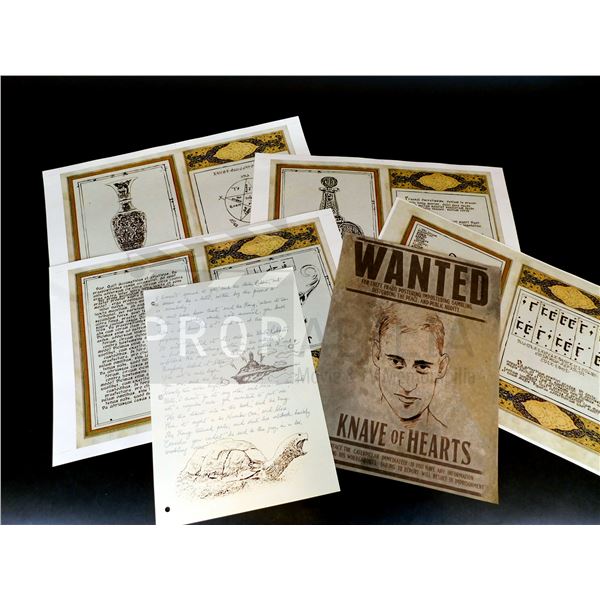 Once Upon a Time in Wonderland - Set of Props (0098)