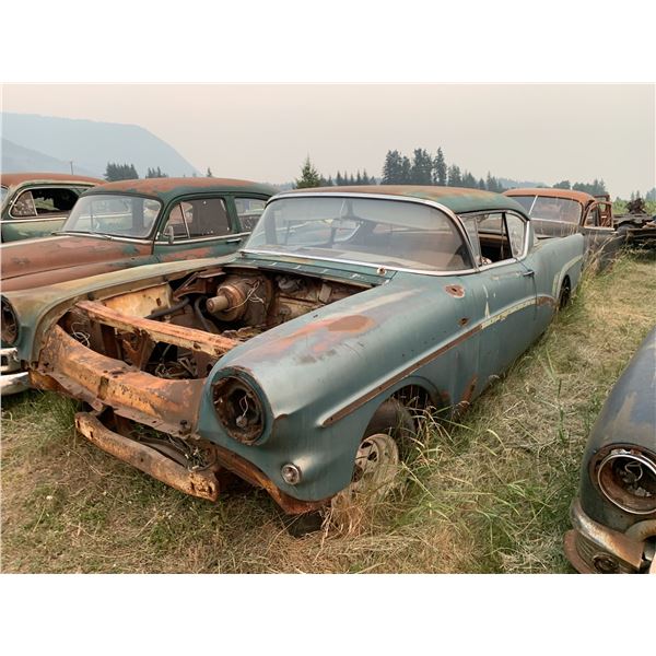 1957 Buick Riviera - shell