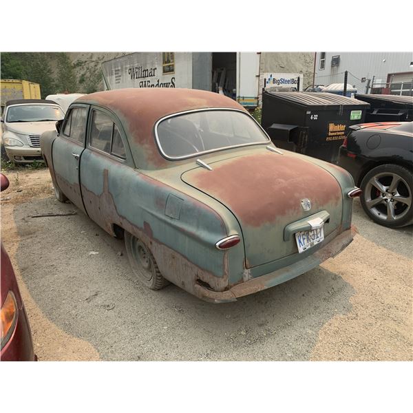 1949 Ford - 2dr, parts or restore