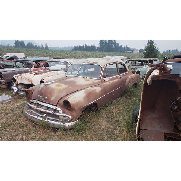 1952 Chevy - 2dr sedan, parts car