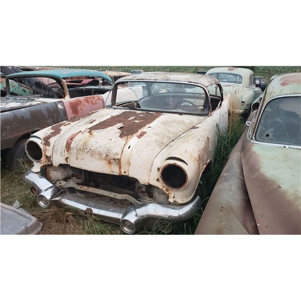 1956 Pontiac - 2dr hardtop, shell, good project