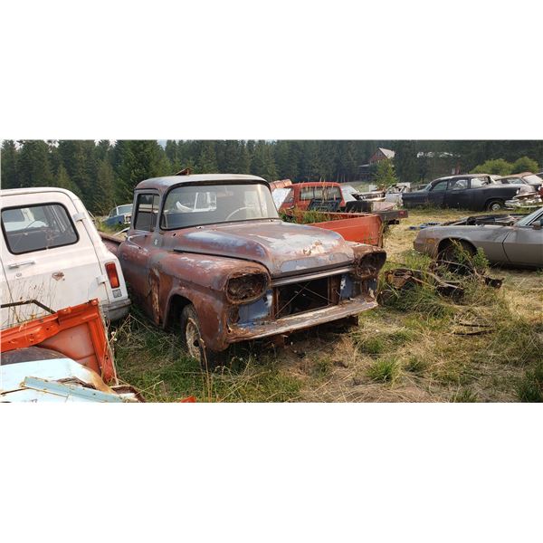 1959 Chevy pickup - stepside, rough body