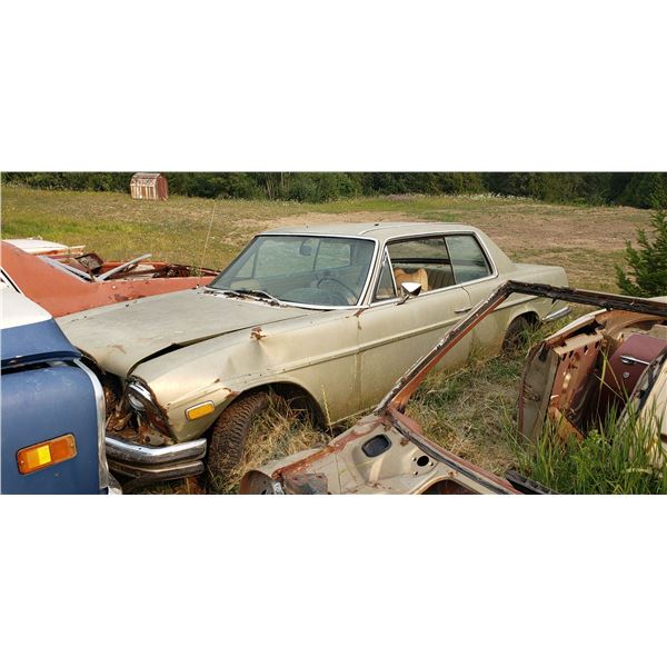 1972 Mercedes - parts car, complete