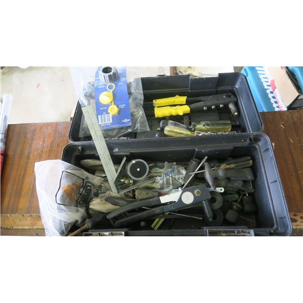 TOOL BOX W/ RIVETER