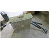 Image 3 : SNOW SHOVEL, BRANCH TRIMMER, BOX FAN