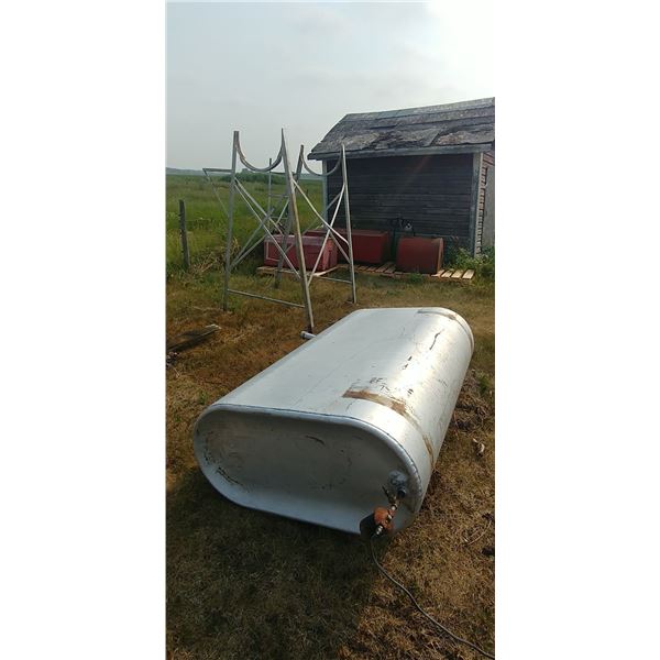 250 GAL FUEL TANK WITH STANK