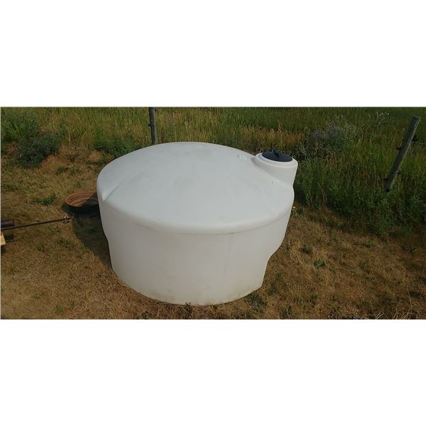 300 GAL POLY WATER TANK