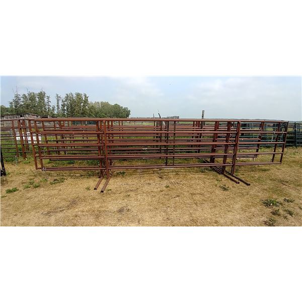 21' HEAVY DUTY FREE STANDING STOCK PANEL