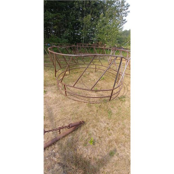 ROUND BALE FEEDER