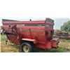 Image 5 : GEHL #7335 FEED MIXER WAGON, PTO DRIVEN W/ DIGITAL SCALE