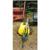 Image 2 : SPRAY TEC 20 GAL 10' YARD SPRAYER W/ WANDS