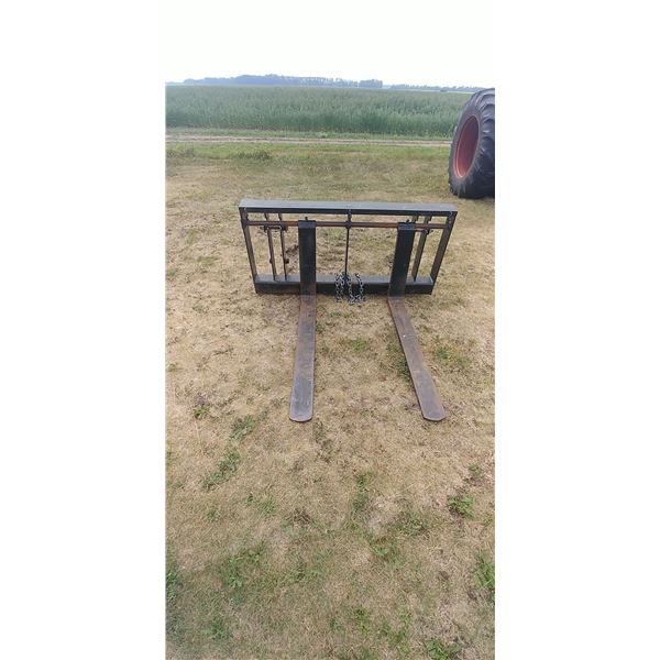 QUICK ATTACH PALLET FORKS