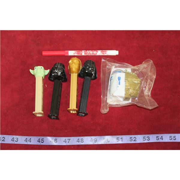 Lot of Star Wars Pez Dispensers, etc.
