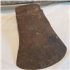Image 5 : 2 AXE HEADS, 1 W/ HANDLE + HAMMER HEAD