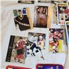 Image 18 : vintage hockey trading card collector lot