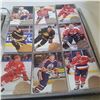 Image 17 : vintage hockey cards complete book
