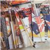 Image 3 : book and box of cards Flair hundreds hockey cards Trading cards NHL