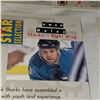Image 12 : hockey collectibles full box of trading cards