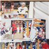 Image 5 : hockey collectibles large lot of nhl trading cards from one set