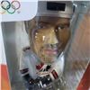 Image 3 : new in box Olympic Team Canada hand painted Lindros Bobblehead trading collector