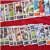 Image 13 : modern football trading card collector lot