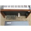 Image 2 : Yamaha Electone MC-600T Keyboard (working) 35"×18"×42"