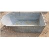 Image 2 : Bath Tub 24" X 49"
