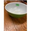 Image 1 : Pyrex Bowl 10" Green
