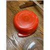 Image 2 : 8" Bowl C/w Lid Orange Glass Bake USA