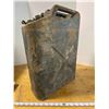 Image 4 : 5 Gallon Military Fuel Can