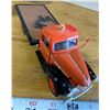 Image 3 : 1:32 Scale Diecast 1941 Chevy Flat Bed Truck