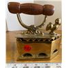 Image 1 : Brass Mini Coal Iron