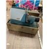 Image 2 : 1940's -50's argus single side projector
