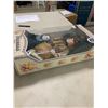 Image 2 : Vanessa original Porcelain doll mint in box