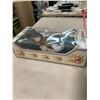 Image 3 : Vanessa original Porcelain doll mint in box