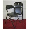 Image 1 : 2 Folding Chairs